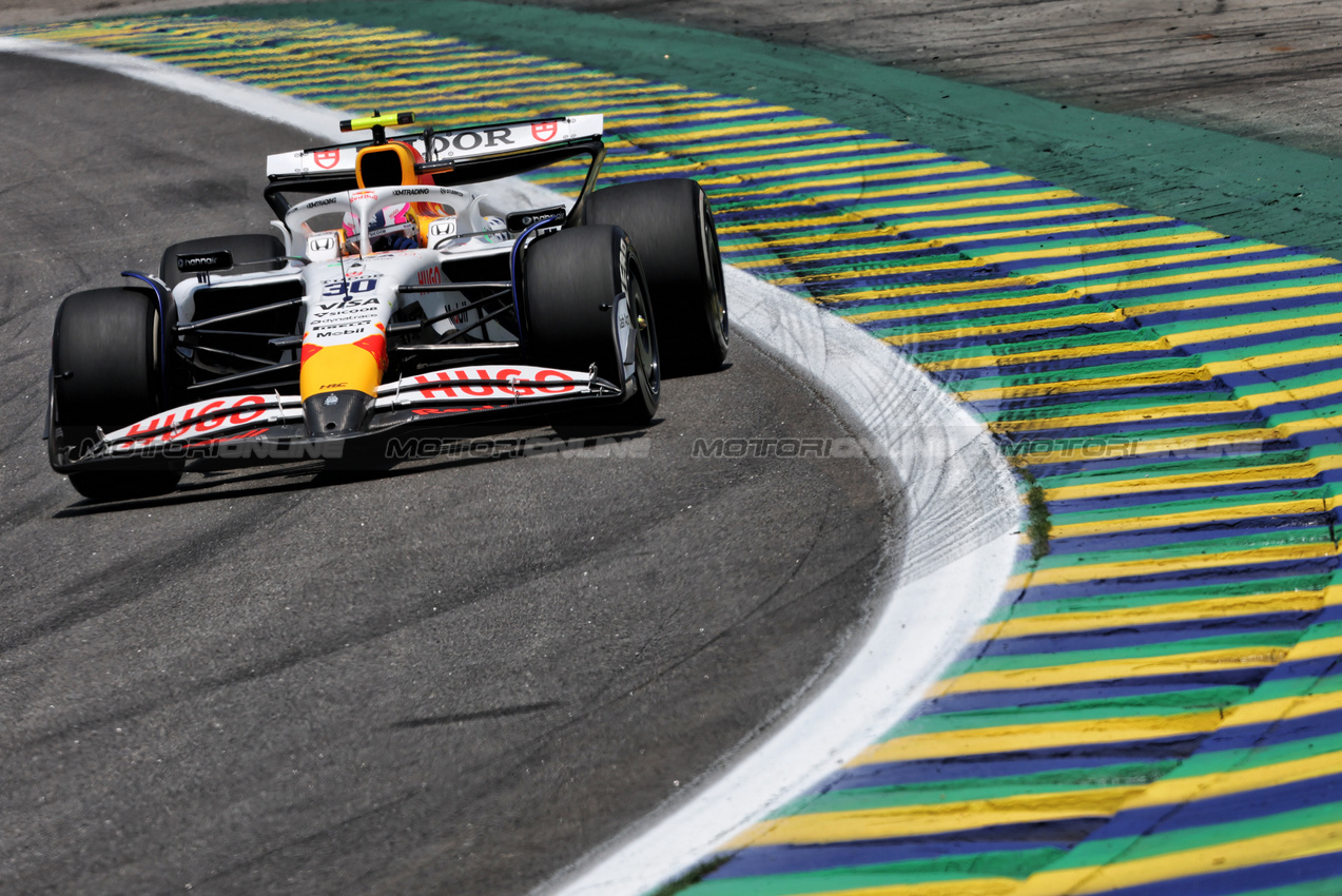 GP BRASILE, Liam Lawson (NZL) Racing Bulls VCARB 02.

07.11.2025. Formula 1 World Championship, Rd 21, Brazilian Grand Prix, Sao Paulo, Brazil, Sprint Qualifiche Day.

- www.xpbimages.com, EMail: requests@xpbimages.com © Copyright: Charniaux / XPB Images