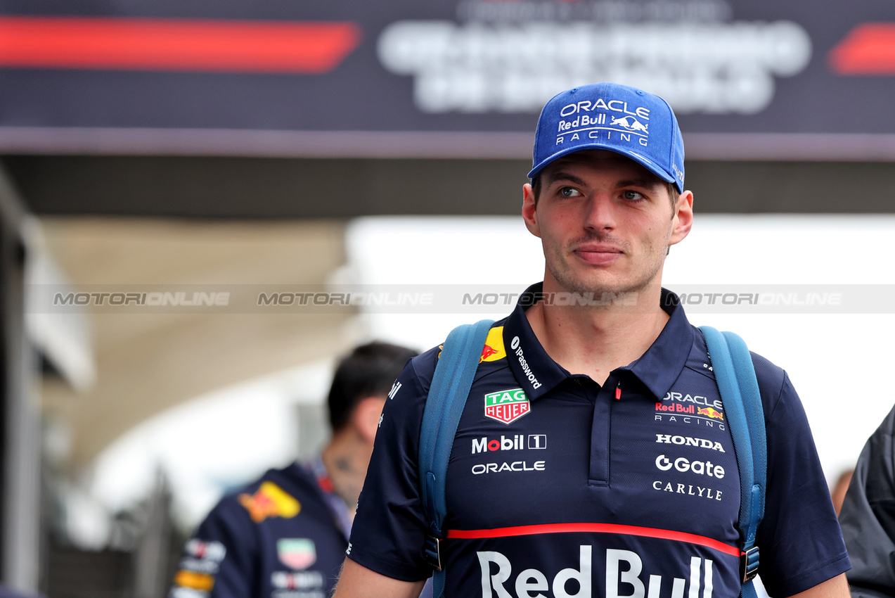 GP BRASILE, Max Verstappen (NLD) Red Bull Racing.

07.11.2025. Formula 1 World Championship, Rd 21, Brazilian Grand Prix, Sao Paulo, Brazil, Sprint Qualifiche Day.

 - www.xpbimages.com, EMail: requests@xpbimages.com © Copyright: Rew / XPB Images