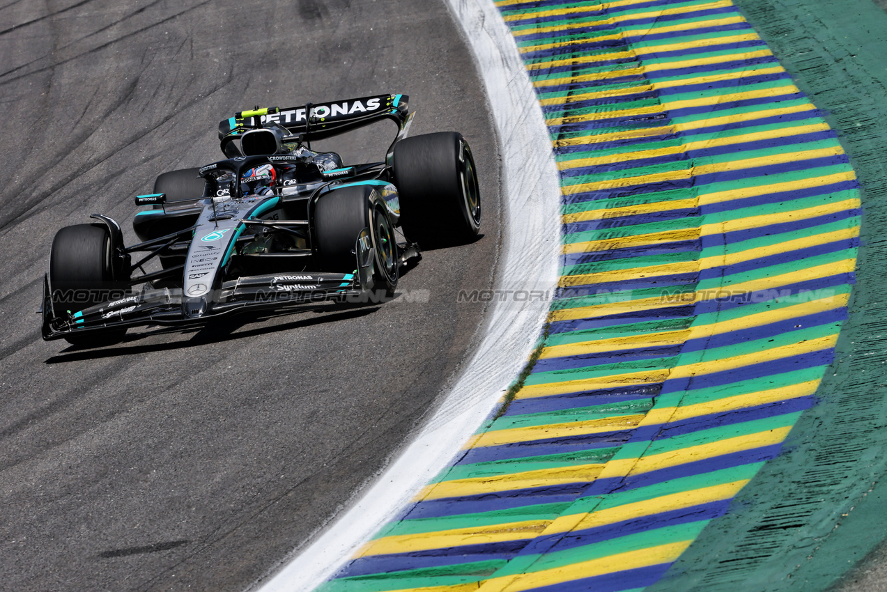 GP BRASILE, Andrea Kimi Antonelli (ITA) Mercedes AMG F1 W16.

07.11.2025. Formula 1 World Championship, Rd 21, Brazilian Grand Prix, Sao Paulo, Brazil, Sprint Qualifiche Day.

- www.xpbimages.com, EMail: requests@xpbimages.com © Copyright: Charniaux / XPB Images