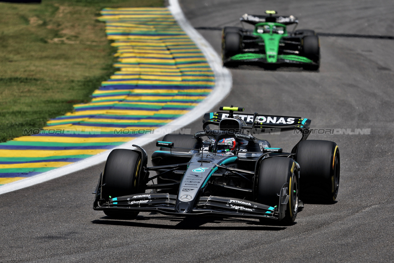 GP BRASILE, Andrea Kimi Antonelli (ITA) Mercedes AMG F1 W16.

07.11.2025. Formula 1 World Championship, Rd 21, Brazilian Grand Prix, Sao Paulo, Brazil, Sprint Qualifiche Day.

 - www.xpbimages.com, EMail: requests@xpbimages.com © Copyright: Rew / XPB Images