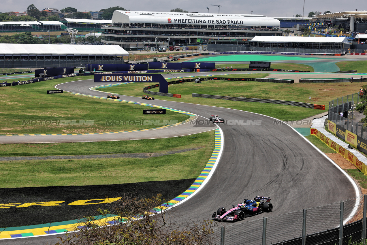 GP BRASILE, Pierre Gasly (FRA) Alpine F1 Team A525.

07.11.2025. Formula 1 World Championship, Rd 21, Brazilian Grand Prix, Sao Paulo, Brazil, Sprint Qualifiche Day.

 - www.xpbimages.com, EMail: requests@xpbimages.com © Copyright: Rew / XPB Images