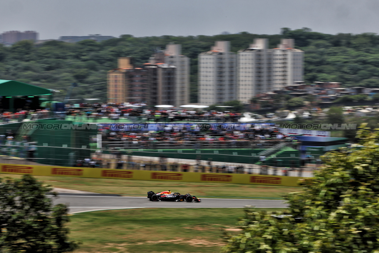 GP BRASILE, Max Verstappen (NLD) Red Bull Racing RB21.
07.11.2025. Formula 1 World Championship, Rd 21, Brazilian Grand Prix, Sao Paulo, Brazil, Sprint Qualifiche Day.
- www.xpbimages.com, EMail: requests@xpbimages.com © Copyright: Rew / XPB Images