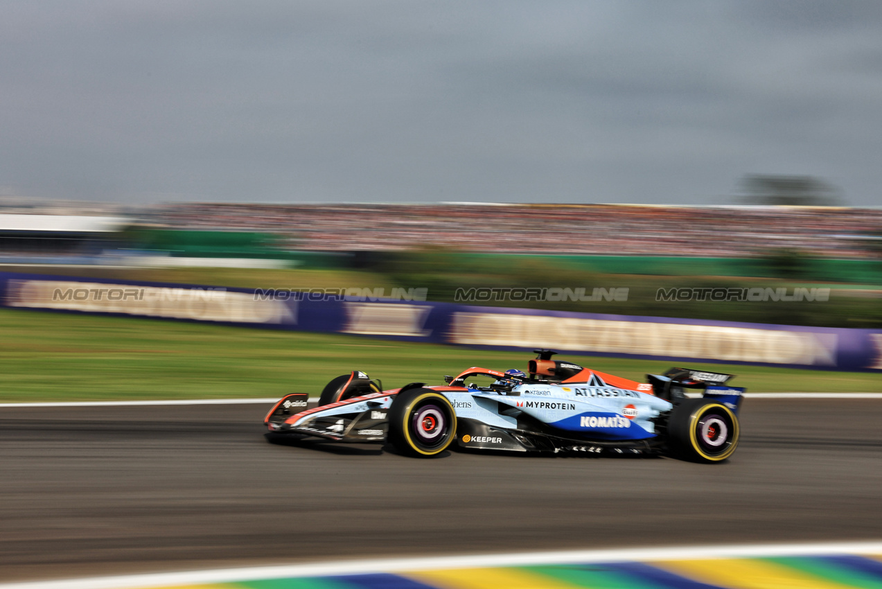 GP BRASILE, Alexander Albon (THA) Atlassian Williams Racing FW47.

07.11.2025. Formula 1 World Championship, Rd 21, Brazilian Grand Prix, Sao Paulo, Brazil, Sprint Qualifiche Day.

 - www.xpbimages.com, EMail: requests@xpbimages.com © Copyright: Rew / XPB Images