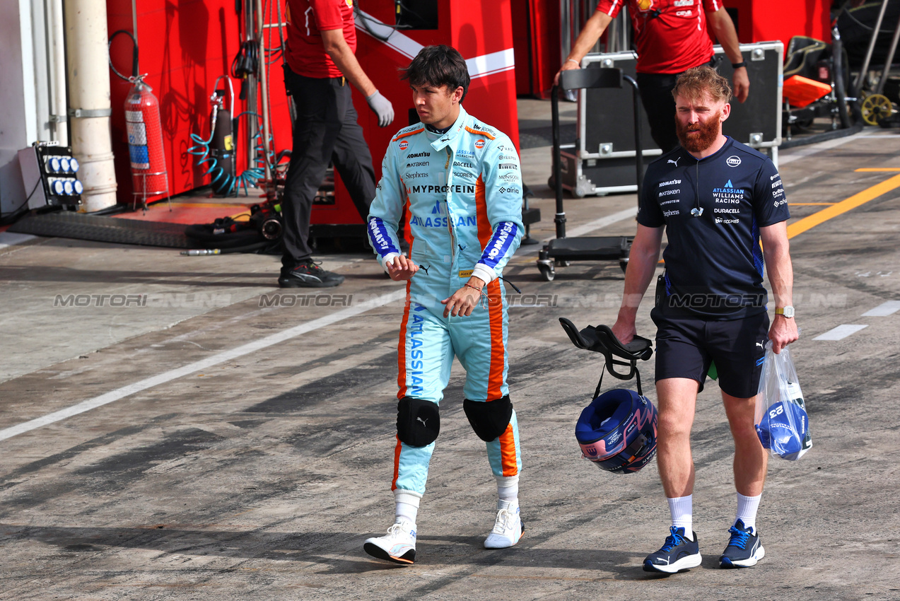 GP BRASILE, Alexander Albon (THA) Atlassian Williams Racing.

07.11.2025. Formula 1 World Championship, Rd 21, Brazilian Grand Prix, Sao Paulo, Brazil, Sprint Qualifiche Day.

- www.xpbimages.com, EMail: requests@xpbimages.com © Copyright: Batchelor / XPB Images