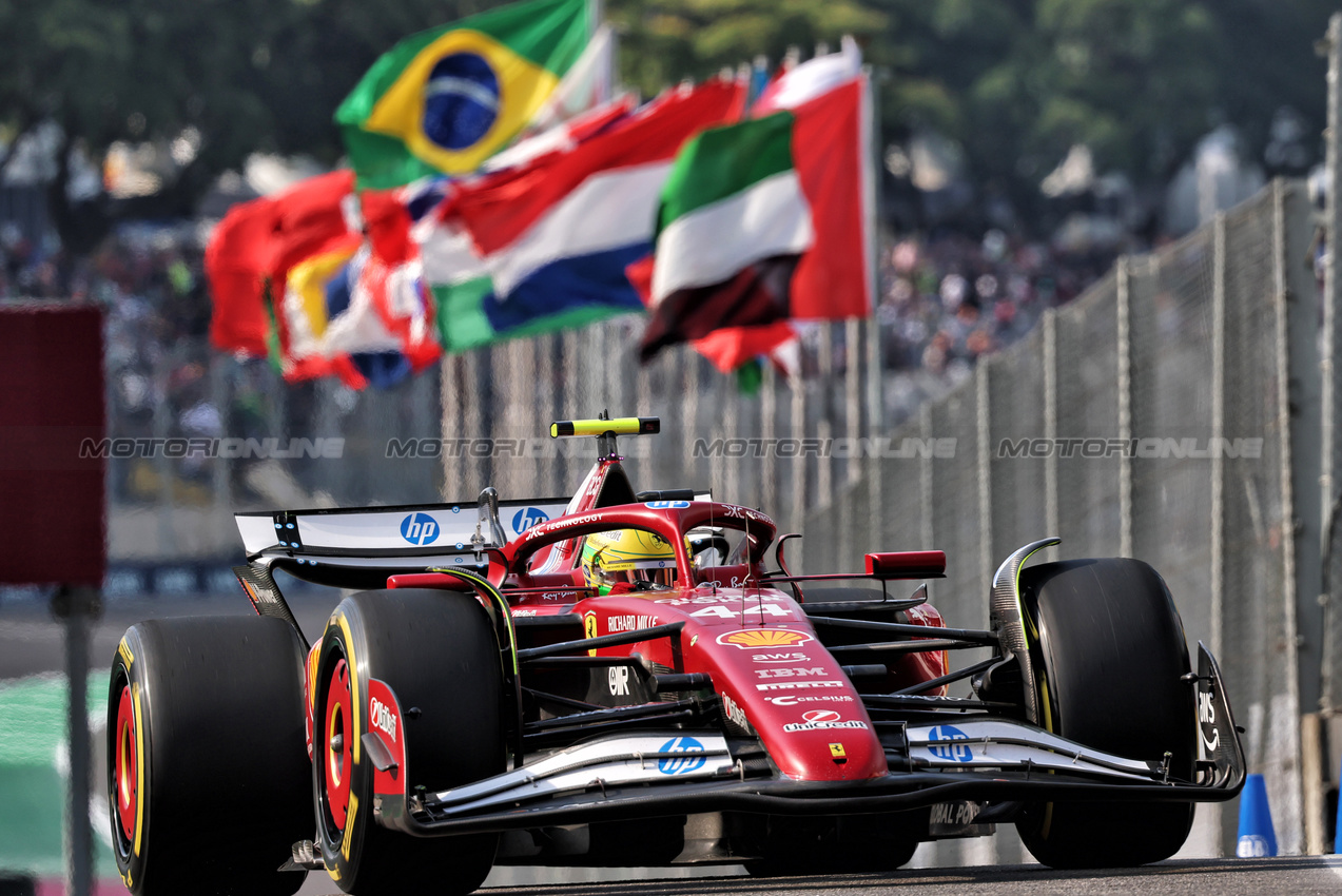 GP BRASILE, Lewis Hamilton (GBR) Ferrari SF-25.

07.11.2025. Formula 1 World Championship, Rd 21, Brazilian Grand Prix, Sao Paulo, Brazil, Sprint Qualifiche Day.

- www.xpbimages.com, EMail: requests@xpbimages.com © Copyright: Batchelor / XPB Images