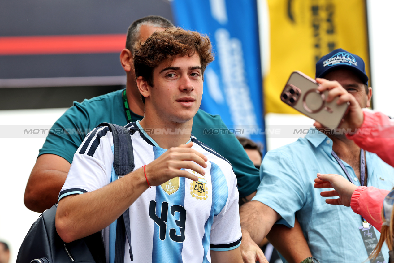 GP BRASILE, Franco Colapinto (ARG) Alpine F1 Team.

07.11.2025. Formula 1 World Championship, Rd 21, Brazilian Grand Prix, Sao Paulo, Brazil, Sprint Qualifiche Day.

 - www.xpbimages.com, EMail: requests@xpbimages.com © Copyright: Rew / XPB Images