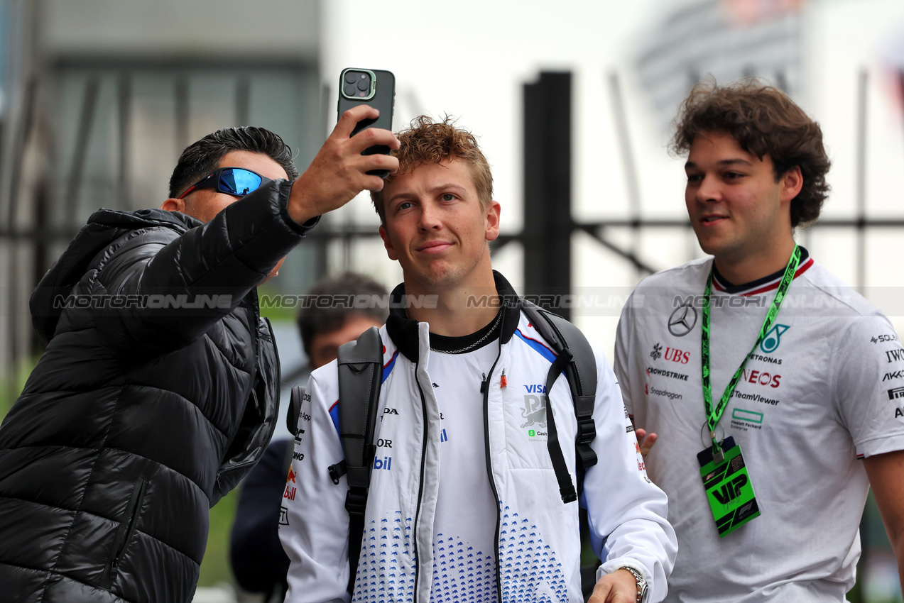 GP BRASILE, Liam Lawson (NZL) Racing Bulls.

07.11.2025. Formula 1 World Championship, Rd 21, Brazilian Grand Prix, Sao Paulo, Brazil, Sprint Qualifiche Day.

 - www.xpbimages.com, EMail: requests@xpbimages.com © Copyright: Rew / XPB Images