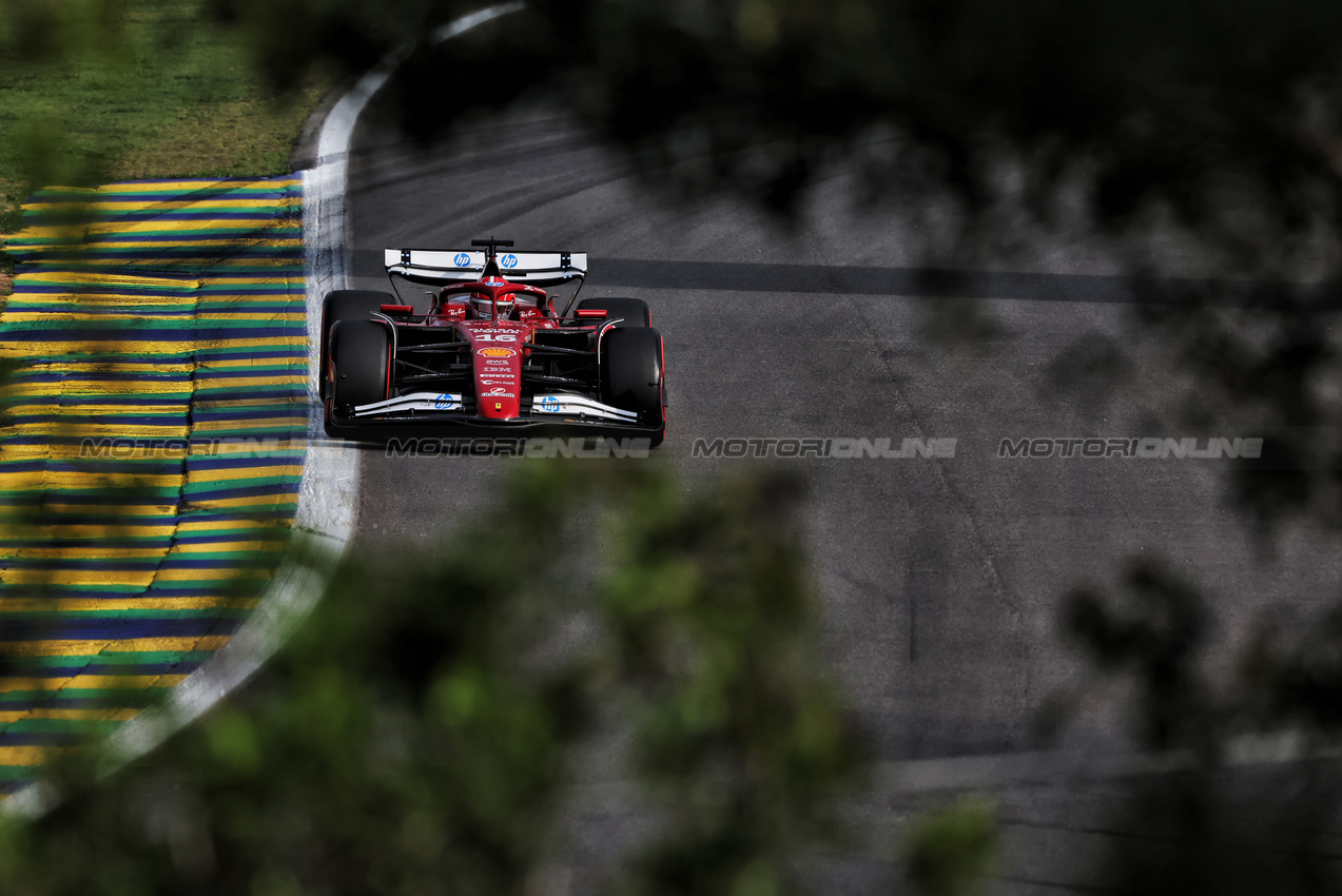 GP BRASILE, Charles Leclerc (MON) Ferrari SF-25.

07.11.2025. Formula 1 World Championship, Rd 21, Brazilian Grand Prix, Sao Paulo, Brazil, Sprint Qualifiche Day.

 - www.xpbimages.com, EMail: requests@xpbimages.com © Copyright: Rew / XPB Images
