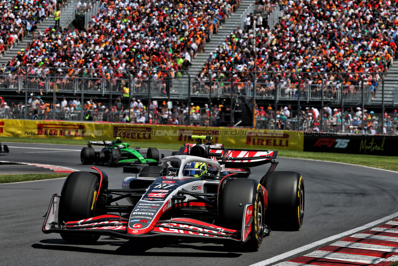 GP CANADA, Oliver Bearman (GBR) Haas VF-25.

15.06.2025. Formula 1 World Championship, Rd 10, Canadian Grand Prix, Montreal, Canada, Gara Day.

- www.xpbimages.com, EMail: requests@xpbimages.com © Copyright: Batchelor / XPB Images