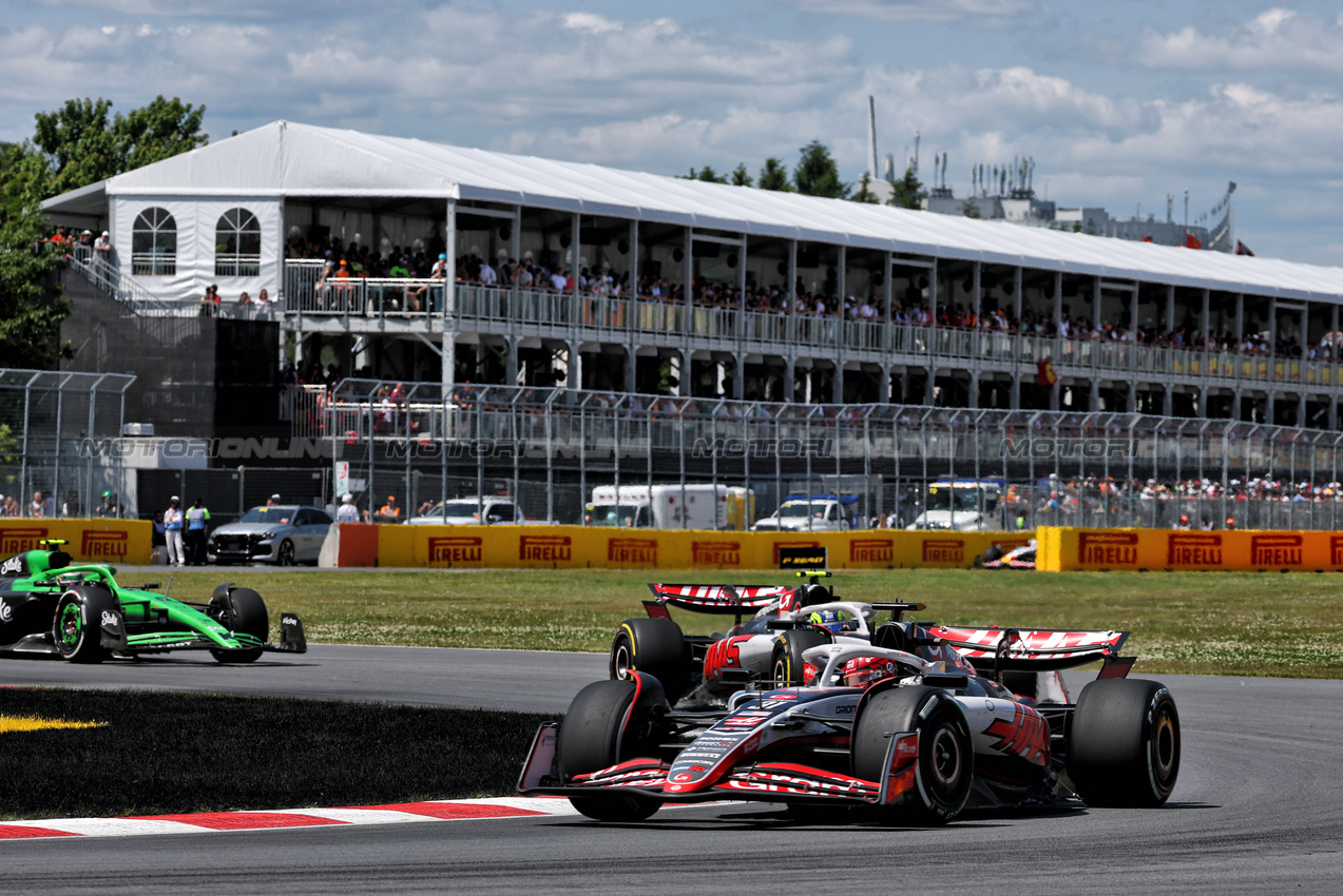 GP CANADA, Esteban Ocon (FRA) Haas VF-25.

15.06.2025. Formula 1 World Championship, Rd 10, Canadian Grand Prix, Montreal, Canada, Gara Day.

- www.xpbimages.com, EMail: requests@xpbimages.com © Copyright: Batchelor / XPB Images