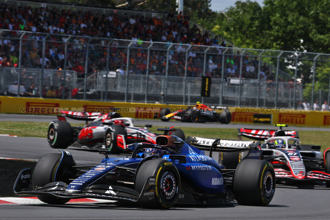 GP CANADA, Alexander Albon (THA) Atlassian Williams Racing FW47.

15.06.2025. Formula 1 World Championship, Rd 10, Canadian Grand Prix, Montreal, Canada, Gara Day.

- www.xpbimages.com, EMail: requests@xpbimages.com © Copyright: Batchelor / XPB Images