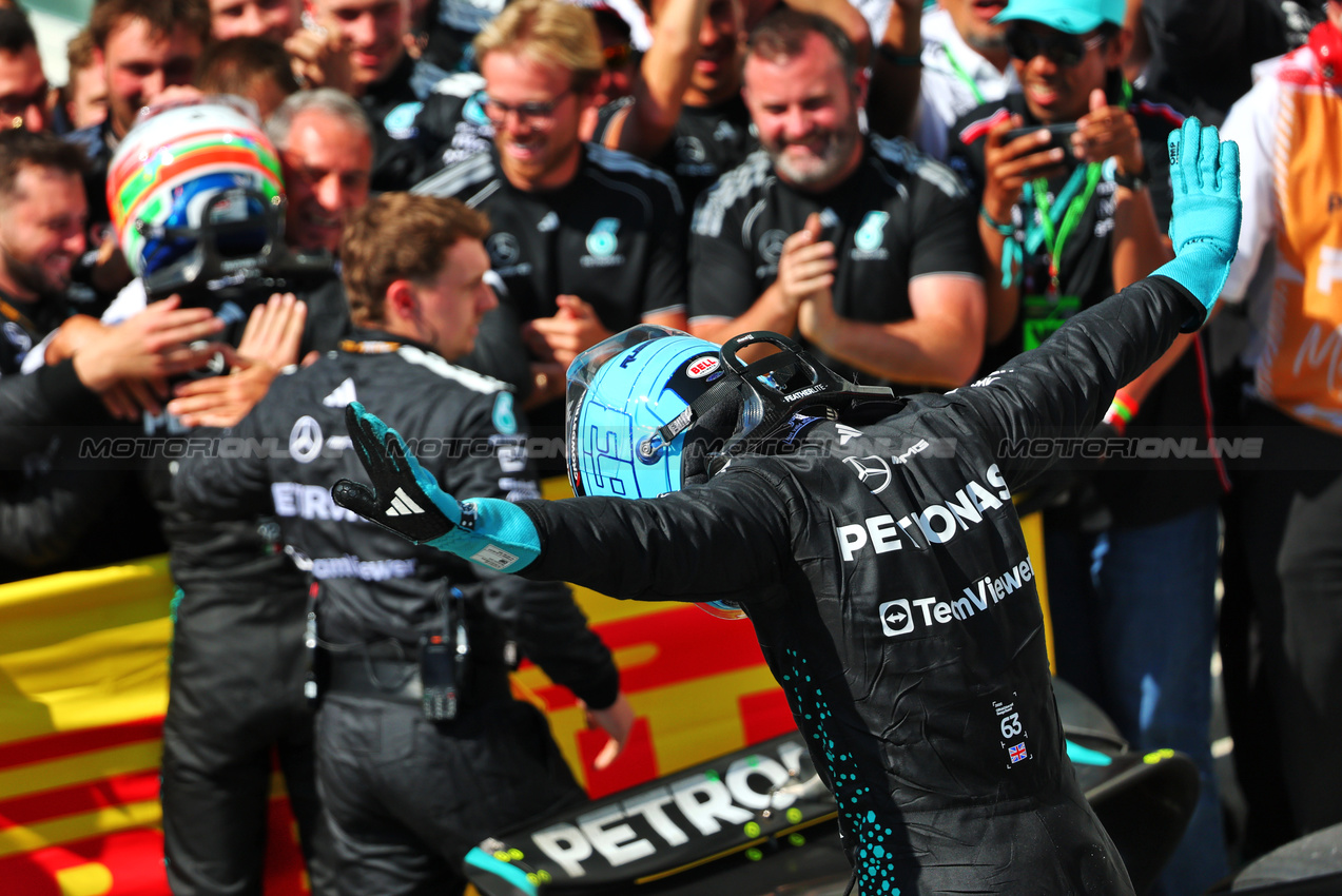 GP CANADA, Gara winner George Russell (GBR) Mercedes AMG F1 W16 celebrates in parc ferme.

15.06.2025. Formula 1 World Championship, Rd 10, Canadian Grand Prix, Montreal, Canada, Gara Day.

- www.xpbimages.com, EMail: requests@xpbimages.com © Copyright: Batchelor / XPB Images
