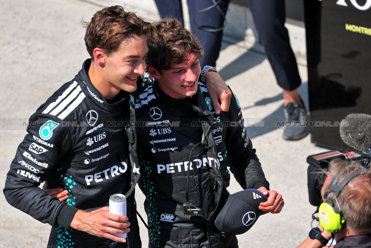 GP CANADA, (L to R): Gara winner George Russell (GBR) Mercedes AMG F1 e third placed team mate Andrea Kimi Antonelli (ITA) Mercedes AMG F1 celebrate in parc ferme.

15.06.2025. Formula 1 World Championship, Rd 10, Canadian Grand Prix, Montreal, Canada, Gara Day.

- www.xpbimages.com, EMail: requests@xpbimages.com © Copyright: Batchelor / XPB Images