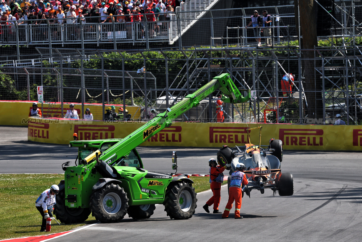 GP CANADA, Lando Norris (GBR) McLaren MCL39 retired from the race.

15.06.2025. Formula 1 World Championship, Rd 10, Canadian Grand Prix, Montreal, Canada, Gara Day.

- www.xpbimages.com, EMail: requests@xpbimages.com © Copyright: Batchelor / XPB Images