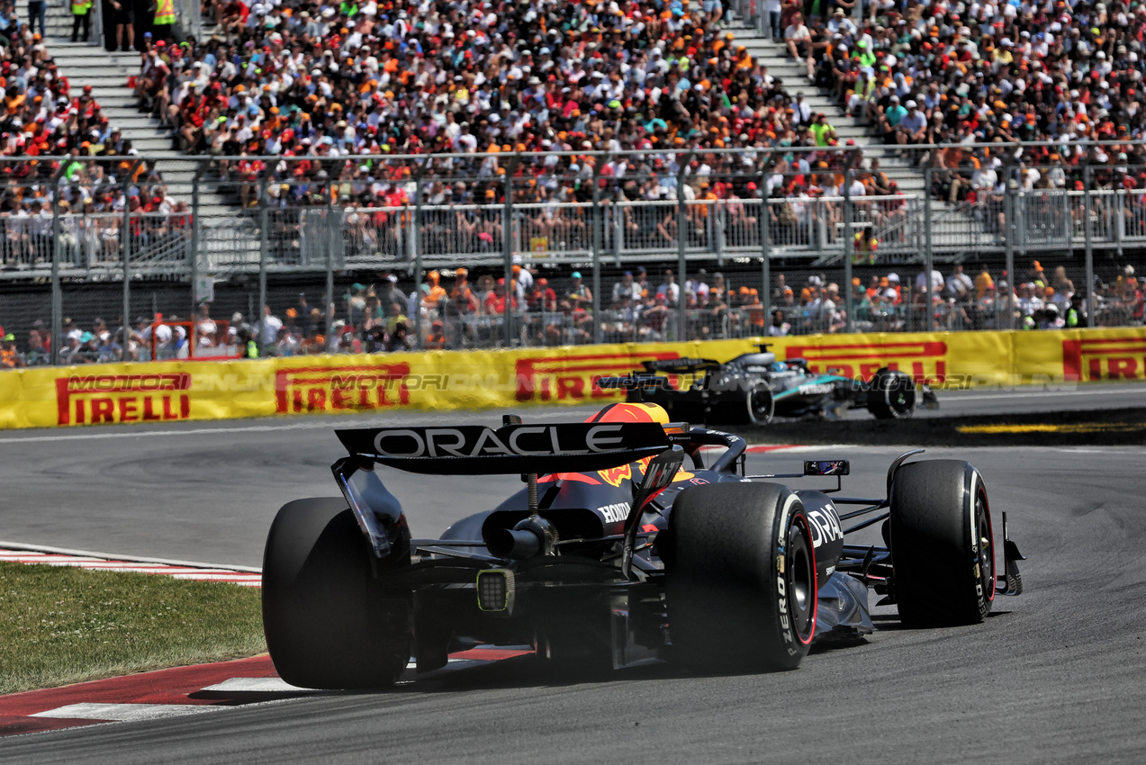 GP CANADA, Max Verstappen (NLD) Red Bull Racing RB21.

15.06.2025. Formula 1 World Championship, Rd 10, Canadian Grand Prix, Montreal, Canada, Gara Day.

- www.xpbimages.com, EMail: requests@xpbimages.com © Copyright: Bearne / XPB Images