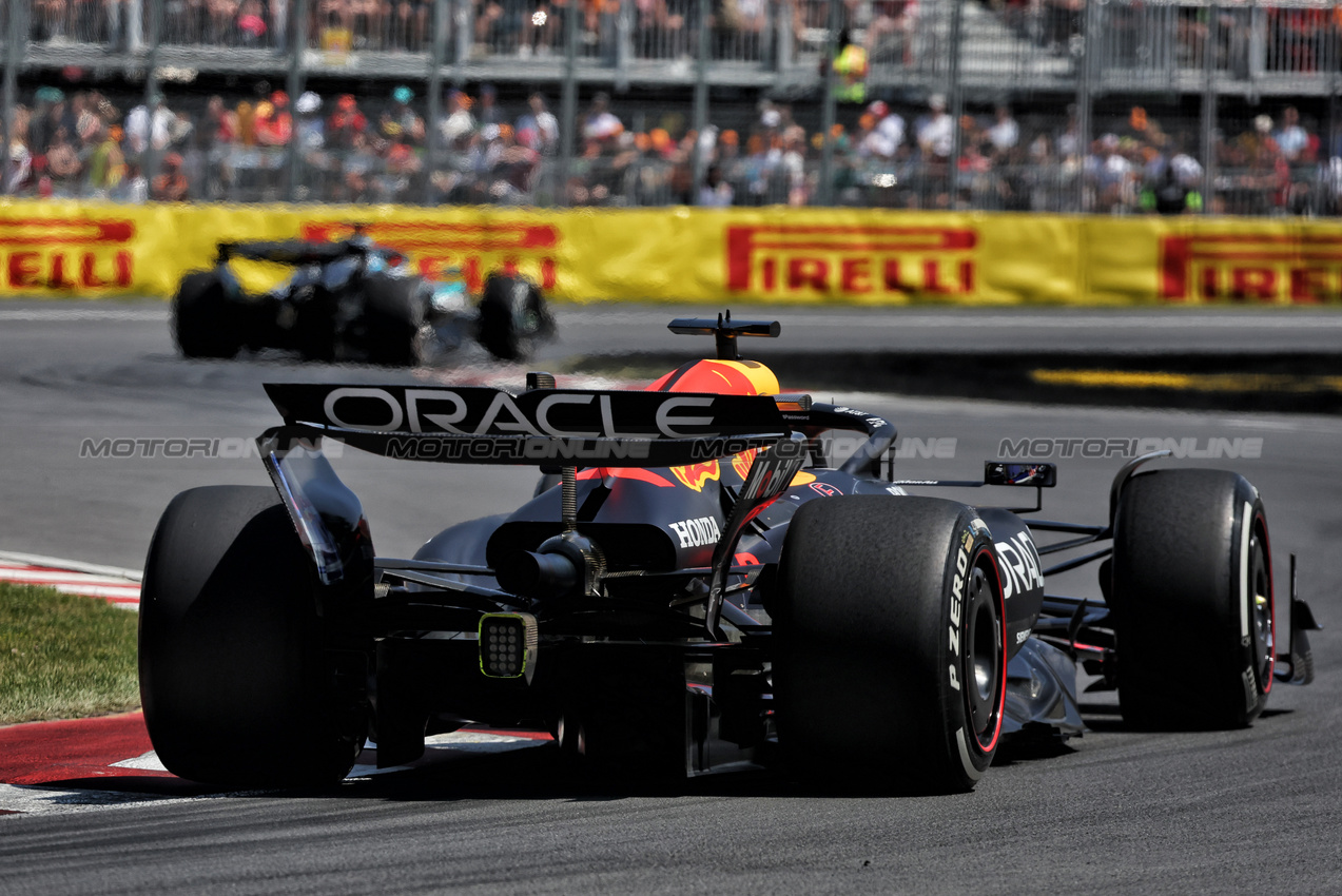 GP CANADA, Max Verstappen (NLD) Red Bull Racing RB21.

15.06.2025. Formula 1 World Championship, Rd 10, Canadian Grand Prix, Montreal, Canada, Gara Day.

- www.xpbimages.com, EMail: requests@xpbimages.com © Copyright: Bearne / XPB Images