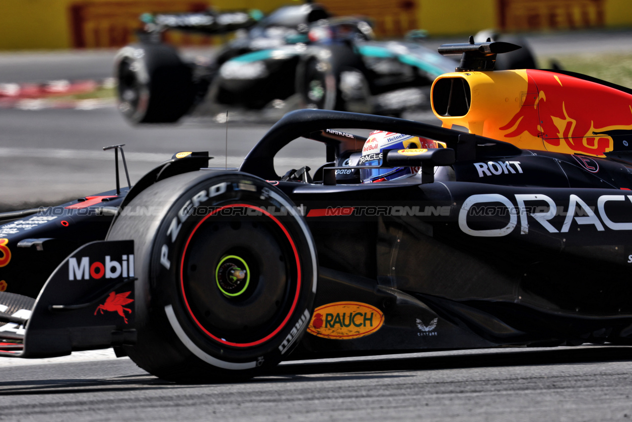 GP CANADA, Max Verstappen (NLD) Red Bull Racing RB21.

15.06.2025. Formula 1 World Championship, Rd 10, Canadian Grand Prix, Montreal, Canada, Gara Day.

- www.xpbimages.com, EMail: requests@xpbimages.com © Copyright: Bearne / XPB Images