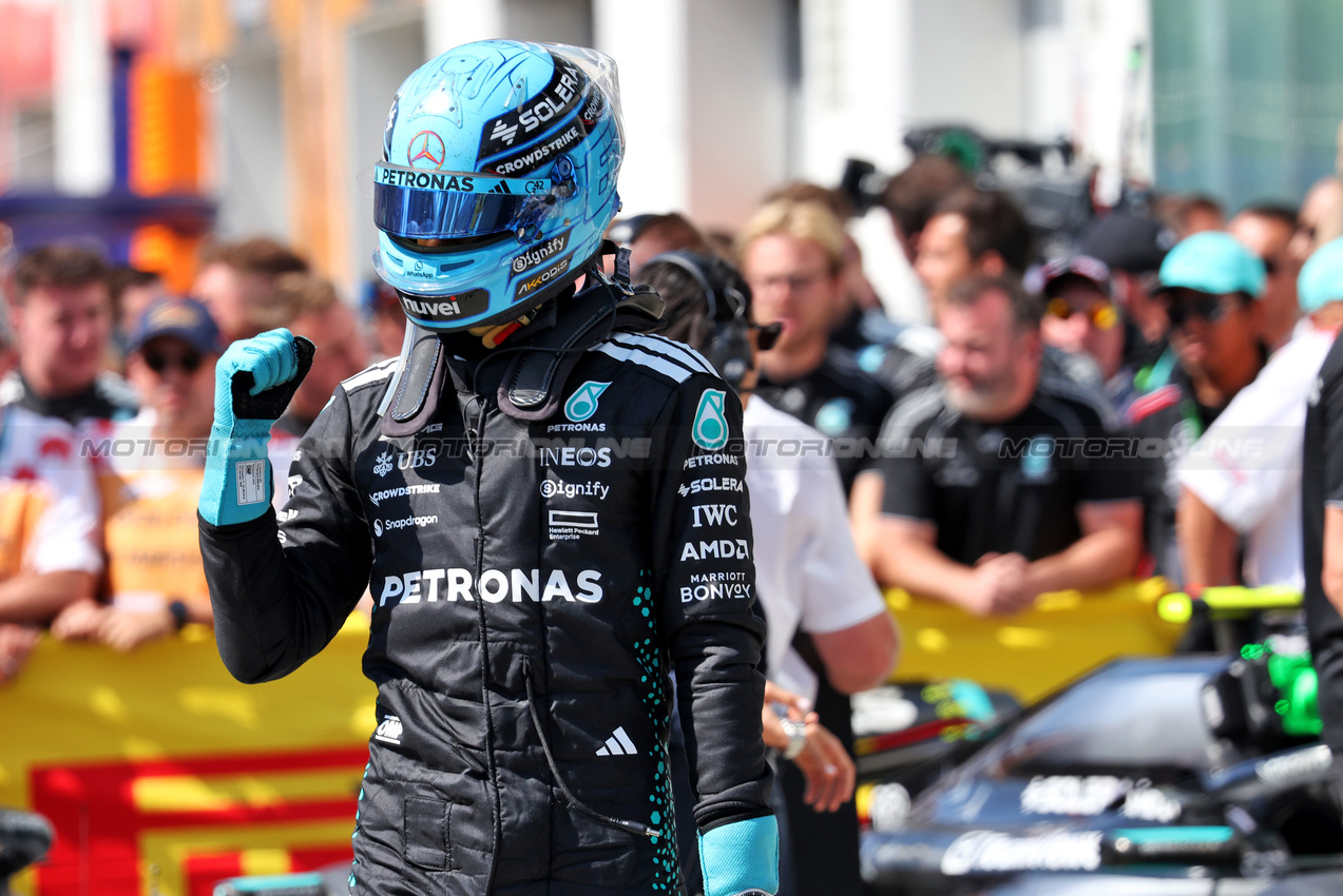 GP CANADA, Gara winner George Russell (GBR) Mercedes AMG F1 celebrates in parc ferme.

15.06.2025. Formula 1 World Championship, Rd 10, Canadian Grand Prix, Montreal, Canada, Gara Day.

- www.xpbimages.com, EMail: requests@xpbimages.com © Copyright: Bearne / XPB Images