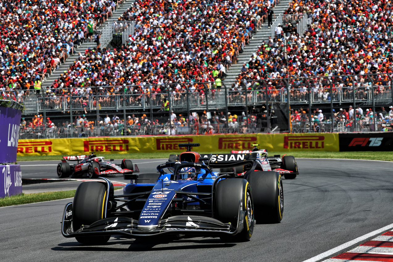 GP CANADA, Alexander Albon (THA) Atlassian Williams Racing FW47.

15.06.2025. Formula 1 World Championship, Rd 10, Canadian Grand Prix, Montreal, Canada, Gara Day.

- www.xpbimages.com, EMail: requests@xpbimages.com © Copyright: Batchelor / XPB Images