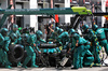 GP CANADA, Fernando Alonso (ESP) Aston Martin F1 Team AMR25 makes a pit stop.

15.06.2025. Formula 1 World Championship, Rd 10, Canadian Grand Prix, Montreal, Canada, Gara Day.

- www.xpbimages.com, EMail: requests@xpbimages.com © Copyright: Batchelor / XPB Images