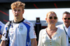 GP CANADA, (L to R): Liam Lawson (NZL) Racing Bulls with Domenica Hannah St. John (USA).

15.06.2025. Formula 1 World Championship, Rd 10, Canadian Grand Prix, Montreal, Canada, Gara Day.

 - www.xpbimages.com, EMail: requests@xpbimages.com © Copyright: Rew / XPB Images