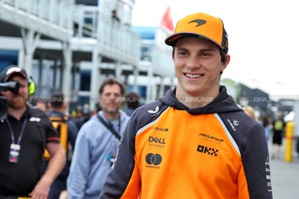 GP CANADA, Oscar Piastri (AUS) McLaren.

12.06.2025. Formula 1 World Championship, Rd 10, Canadian Grand Prix, Montreal, Canada, Preparation Day.

 - www.xpbimages.com, EMail: requests@xpbimages.com © Copyright: Rew / XPB Images