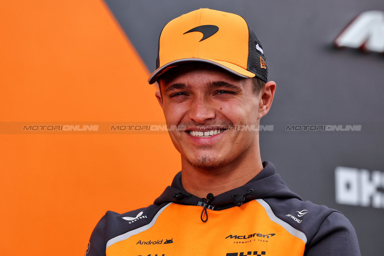 GP CANADA, Lando Norris (GBR) McLaren.

12.06.2025. Formula 1 World Championship, Rd 10, Canadian Grand Prix, Montreal, Canada, Preparation Day.

 - www.xpbimages.com, EMail: requests@xpbimages.com © Copyright: Rew / XPB Images