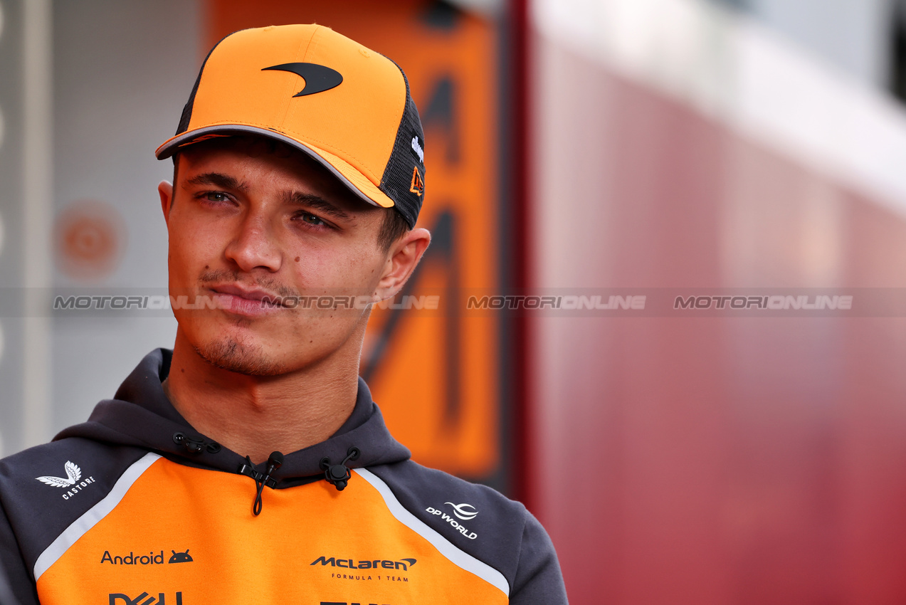 GP CANADA, Lando Norris (GBR) McLaren.

12.06.2025. Formula 1 World Championship, Rd 10, Canadian Grand Prix, Montreal, Canada, Preparation Day.

 - www.xpbimages.com, EMail: requests@xpbimages.com © Copyright: Rew / XPB Images