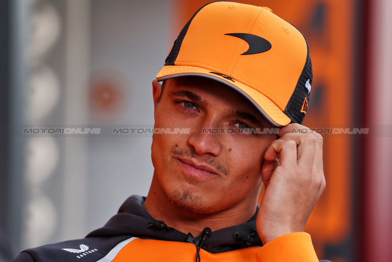 GP CANADA, Lando Norris (GBR) McLaren.

12.06.2025. Formula 1 World Championship, Rd 10, Canadian Grand Prix, Montreal, Canada, Preparation Day.

 - www.xpbimages.com, EMail: requests@xpbimages.com © Copyright: Rew / XPB Images