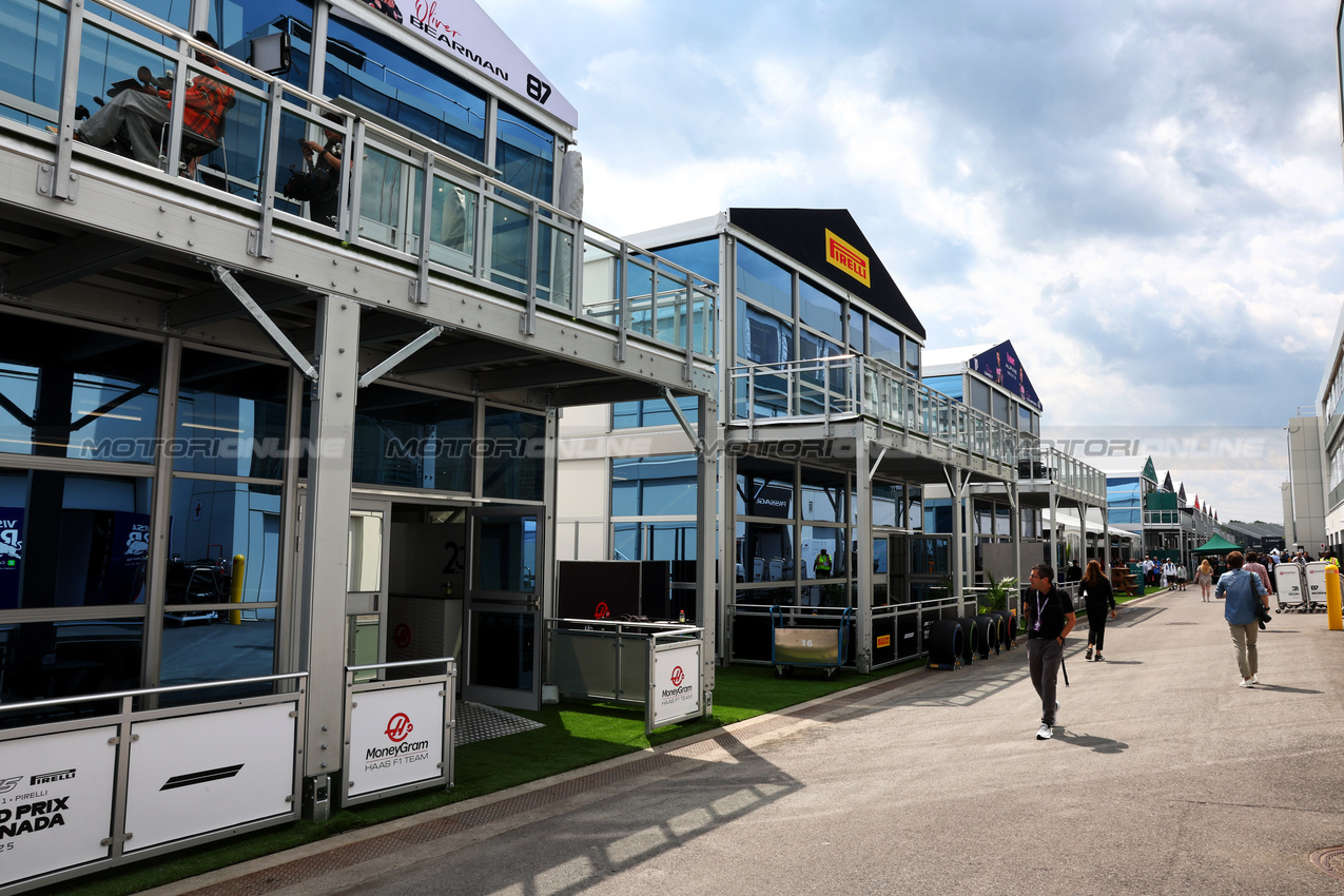 GP CANADA, Paddock Atmosfera.

12.06.2025. Formula 1 World Championship, Rd 10, Canadian Grand Prix, Montreal, Canada, Preparation Day.

- www.xpbimages.com, EMail: requests@xpbimages.com © Copyright: Bearne / XPB Images