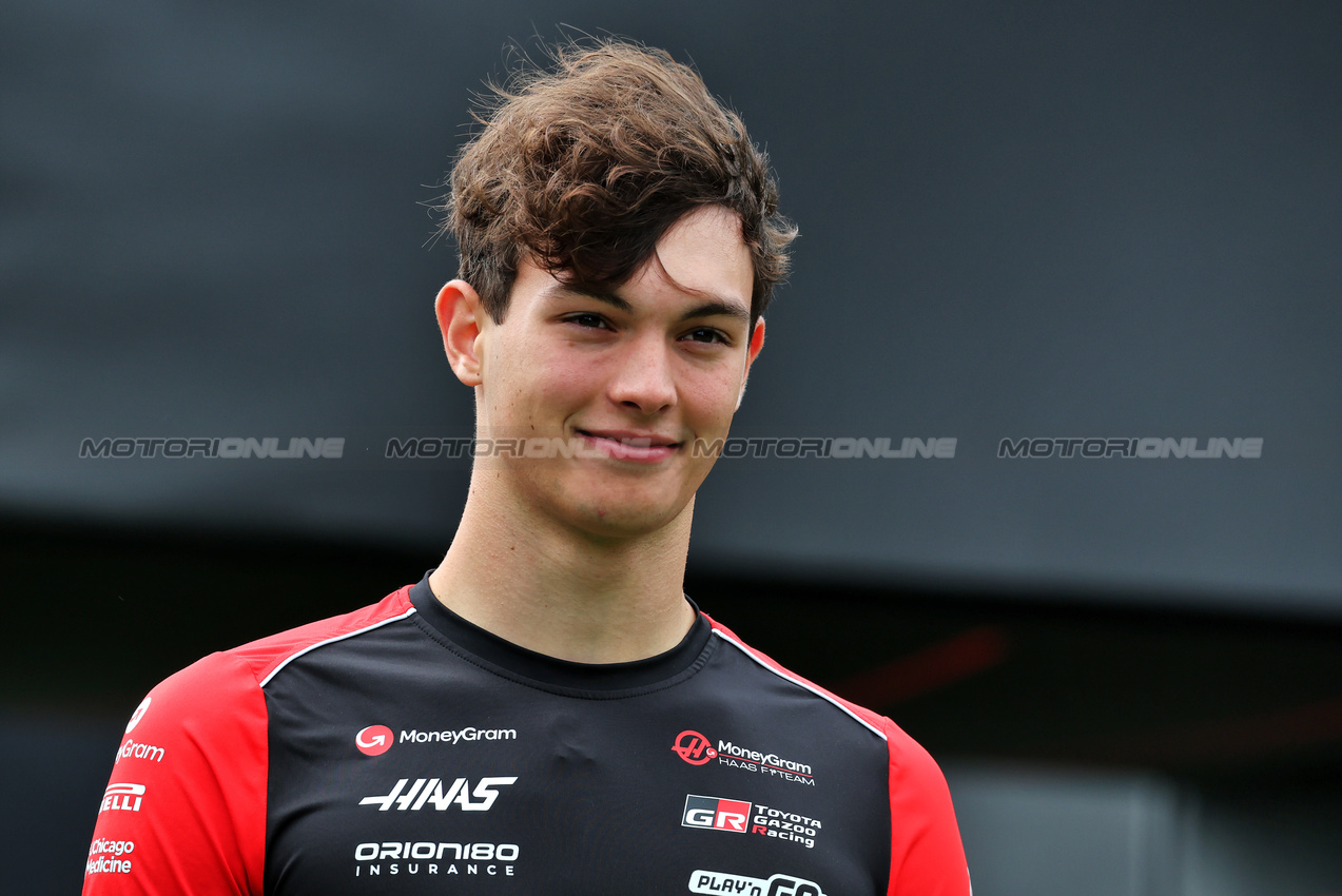 GP CANADA, Oliver Bearman (GBR) Haas F1 Team.

12.06.2025. Formula 1 World Championship, Rd 10, Canadian Grand Prix, Montreal, Canada, Preparation Day.

 - www.xpbimages.com, EMail: requests@xpbimages.com © Copyright: Rew / XPB Images