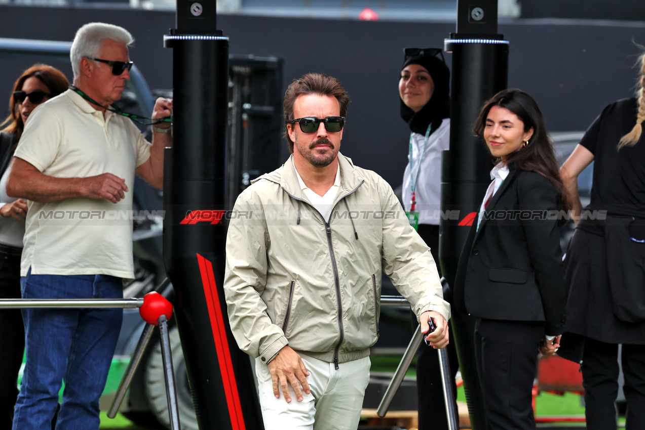 GP CANADA, Fernando Alonso (ESP) Aston Martin F1 Team.

12.06.2025. Formula 1 World Championship, Rd 10, Canadian Grand Prix, Montreal, Canada, Preparation Day.

 - www.xpbimages.com, EMail: requests@xpbimages.com © Copyright: Rew / XPB Images