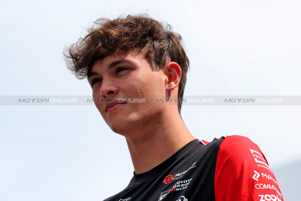 GP CANADA, Oliver Bearman (GBR) Haas F1 Team.

12.06.2025. Formula 1 World Championship, Rd 10, Canadian Grand Prix, Montreal, Canada, Preparation Day.

 - www.xpbimages.com, EMail: requests@xpbimages.com © Copyright: Rew / XPB Images