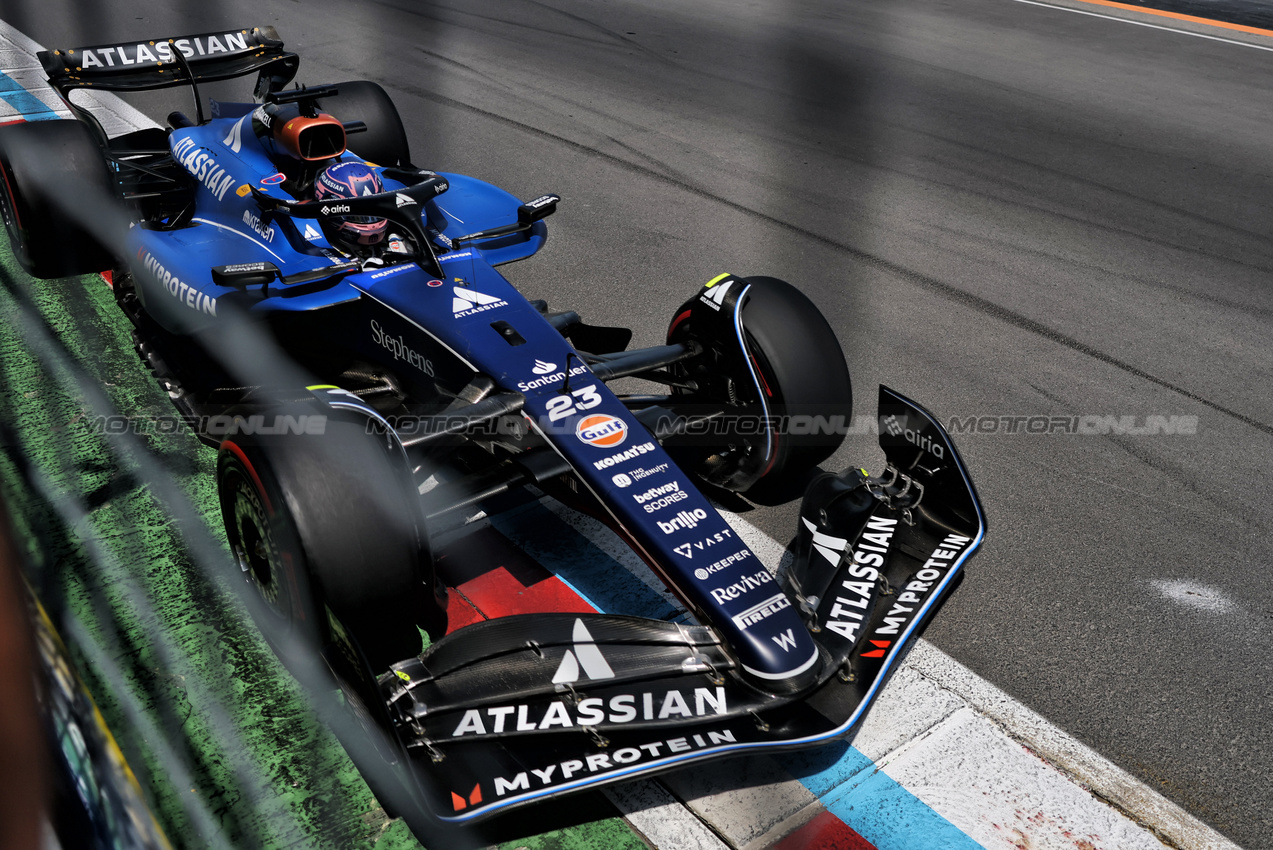 GP CANADA, Alexander Albon (THA) Atlassian Williams Racing FW47.

14.06.2025. Formula 1 World Championship, Rd 10, Canadian Grand Prix, Montreal, Canada, Qualifiche Day.

- www.xpbimages.com, EMail: requests@xpbimages.com © Copyright: Charniaux / XPB Images