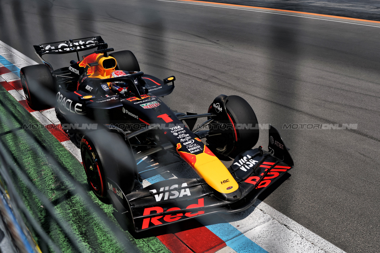 GP CANADA, Max Verstappen (NLD) Red Bull Racing RB21.

14.06.2025. Formula 1 World Championship, Rd 10, Canadian Grand Prix, Montreal, Canada, Qualifiche Day.

- www.xpbimages.com, EMail: requests@xpbimages.com © Copyright: Charniaux / XPB Images