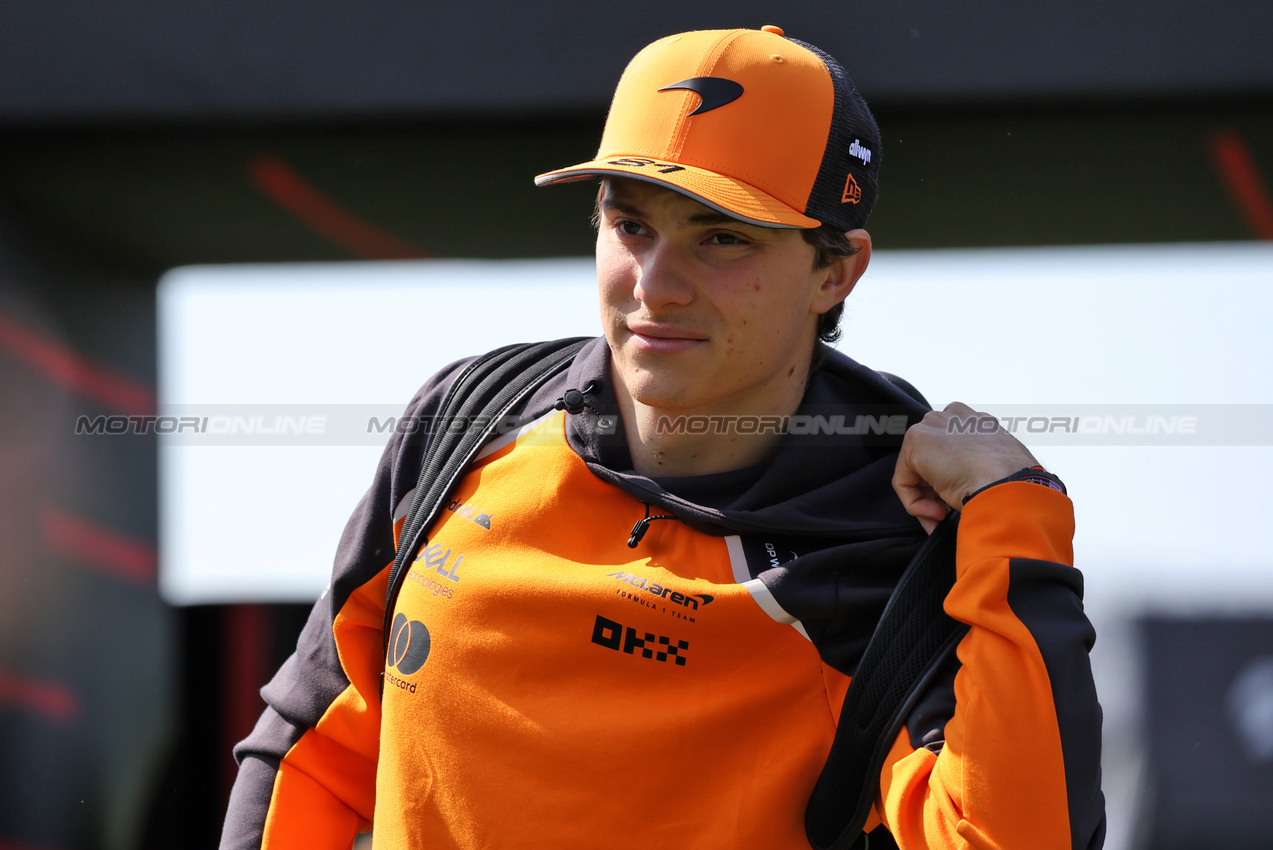 GP CANADA, Oscar Piastri (AUS) McLaren.

14.06.2025. Formula 1 World Championship, Rd 10, Canadian Grand Prix, Montreal, Canada, Qualifiche Day.

 - www.xpbimages.com, EMail: requests@xpbimages.com © Copyright: Rew / XPB Images