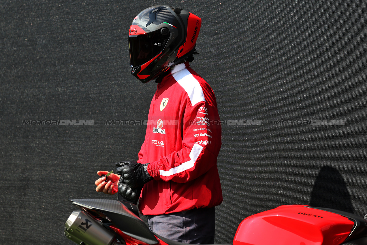 GP CANADA, Lewis Hamilton (GBR) Ferrari.

14.06.2025. Formula 1 World Championship, Rd 10, Canadian Grand Prix, Montreal, Canada, Qualifiche Day.

 - www.xpbimages.com, EMail: requests@xpbimages.com © Copyright: Rew / XPB Images