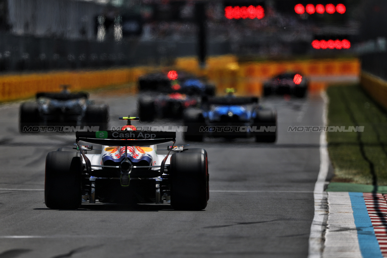 GP CANADA, Liam Lawson (NZL) Racing Bulls VCARB 02.

14.06.2025. Formula 1 World Championship, Rd 10, Canadian Grand Prix, Montreal, Canada, Qualifiche Day.

- www.xpbimages.com, EMail: requests@xpbimages.com © Copyright: Charniaux / XPB Images