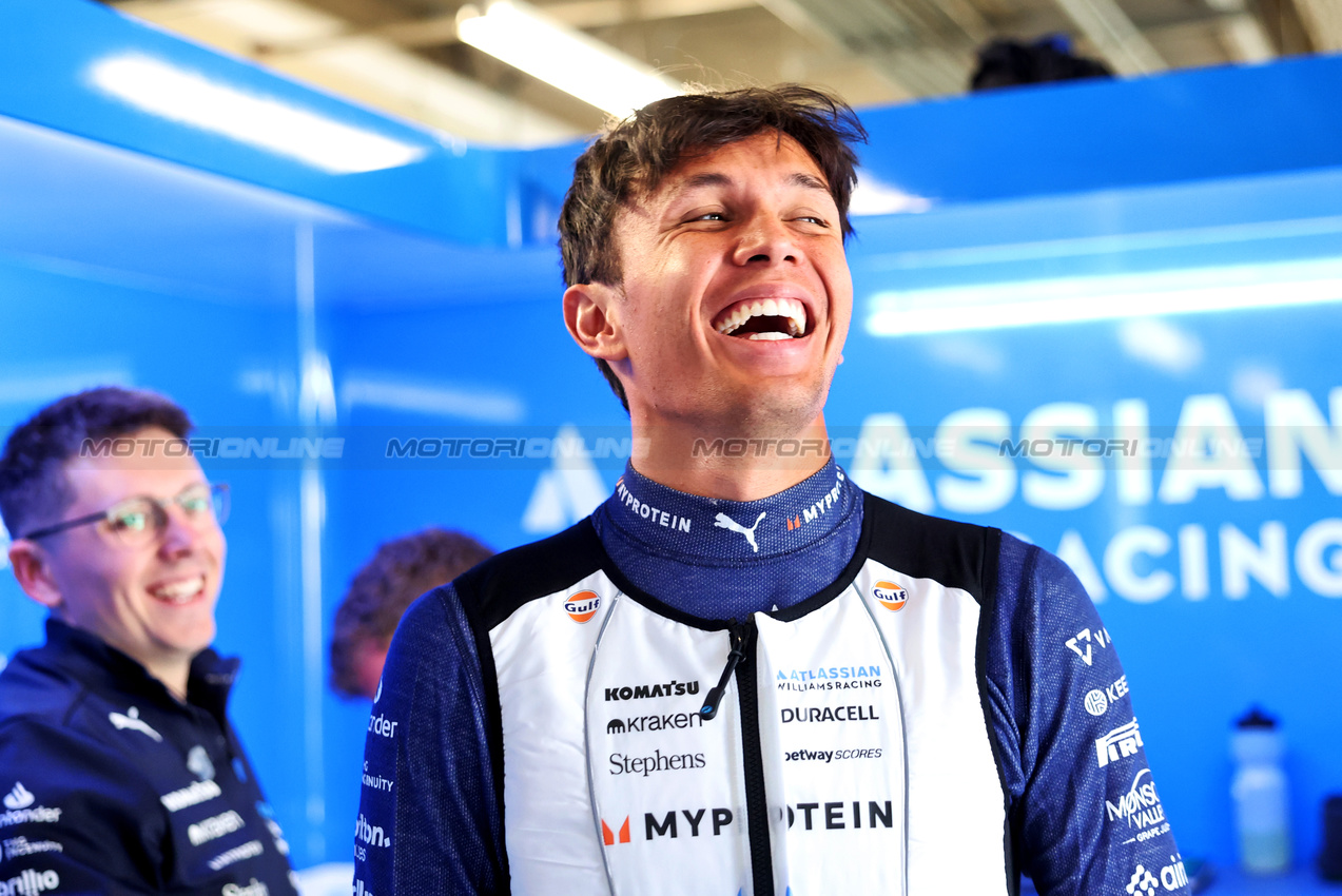 GP CANADA, Alexander Albon (THA) Atlassian Williams Racing.

14.06.2025. Formula 1 World Championship, Rd 10, Canadian Grand Prix, Montreal, Canada, Qualifiche Day.

- www.xpbimages.com, EMail: requests@xpbimages.com © Copyright: Bearne / XPB Images