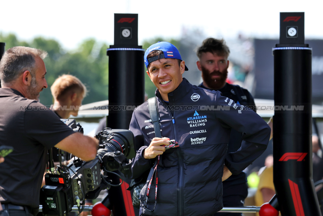 GP CANADA, Alexander Albon (THA) Atlassian Williams Racing.

14.06.2025. Formula 1 World Championship, Rd 10, Canadian Grand Prix, Montreal, Canada, Qualifiche Day.

 - www.xpbimages.com, EMail: requests@xpbimages.com © Copyright: Rew / XPB Images