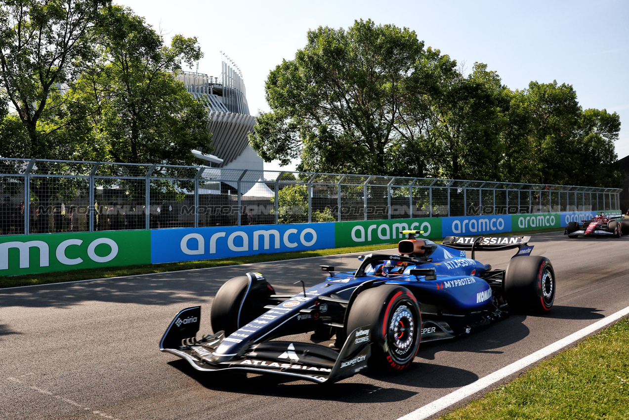 GP CANADA, Carlos Sainz (ESP) Atlassian Williams Racing FW47.

14.06.2025. Formula 1 World Championship, Rd 10, Canadian Grand Prix, Montreal, Canada, Qualifiche Day.

- www.xpbimages.com, EMail: requests@xpbimages.com © Copyright: Charniaux / XPB Images
