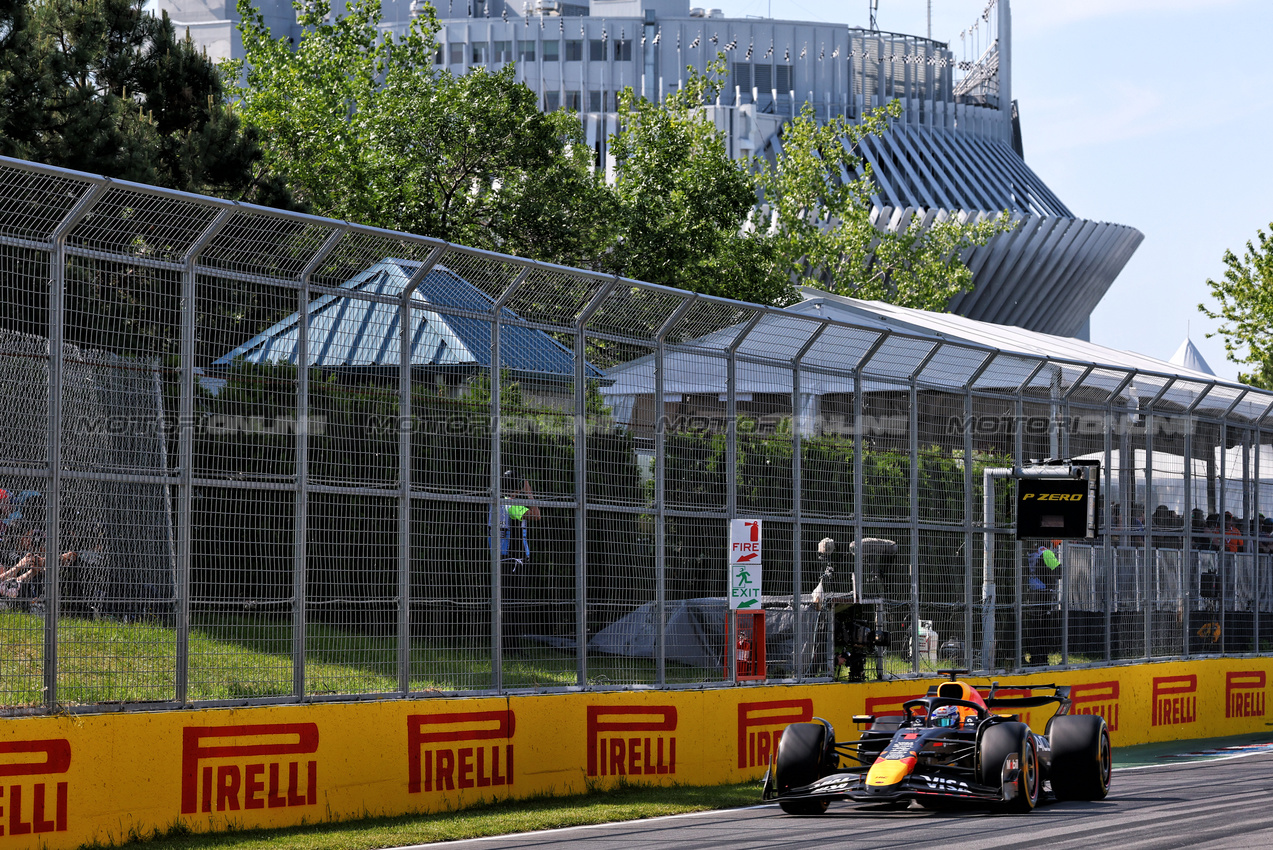 GP CANADA, Max Verstappen (NLD) Red Bull Racing RB21.

14.06.2025. Formula 1 World Championship, Rd 10, Canadian Grand Prix, Montreal, Canada, Qualifiche Day.

- www.xpbimages.com, EMail: requests@xpbimages.com © Copyright: Batchelor / XPB Images