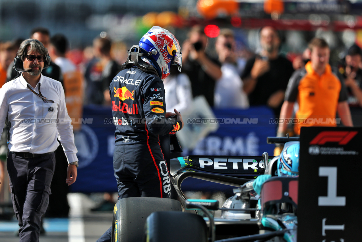 GP CANADA, Max Verstappen (NLD) Red Bull Racing in qualifying parc ferme.

14.06.2025. Formula 1 World Championship, Rd 10, Canadian Grand Prix, Montreal, Canada, Qualifiche Day.

- www.xpbimages.com, EMail: requests@xpbimages.com © Copyright: Charniaux / XPB Images