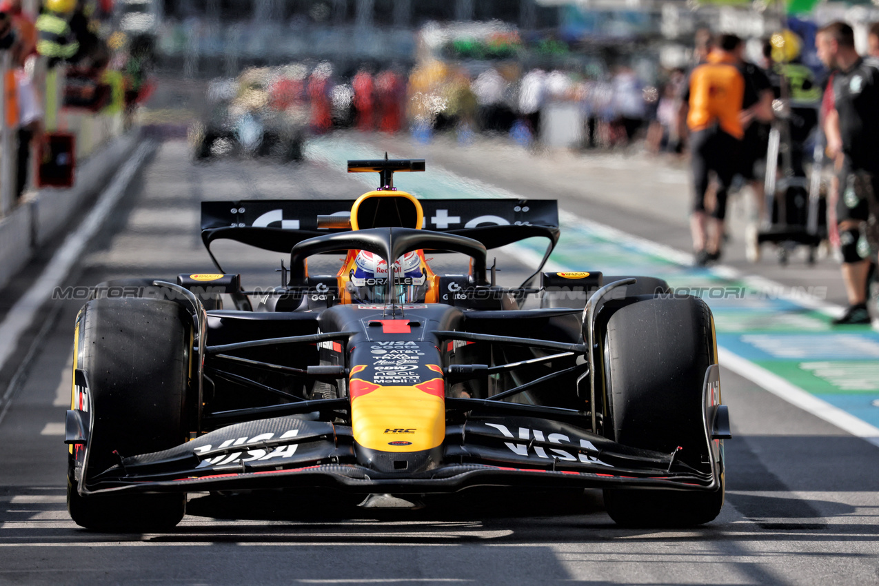 GP CANADA, Max Verstappen (NLD) Red Bull Racing RB21.

14.06.2025. Formula 1 World Championship, Rd 10, Canadian Grand Prix, Montreal, Canada, Qualifiche Day.

- www.xpbimages.com, EMail: requests@xpbimages.com © Copyright: Bearne / XPB Images