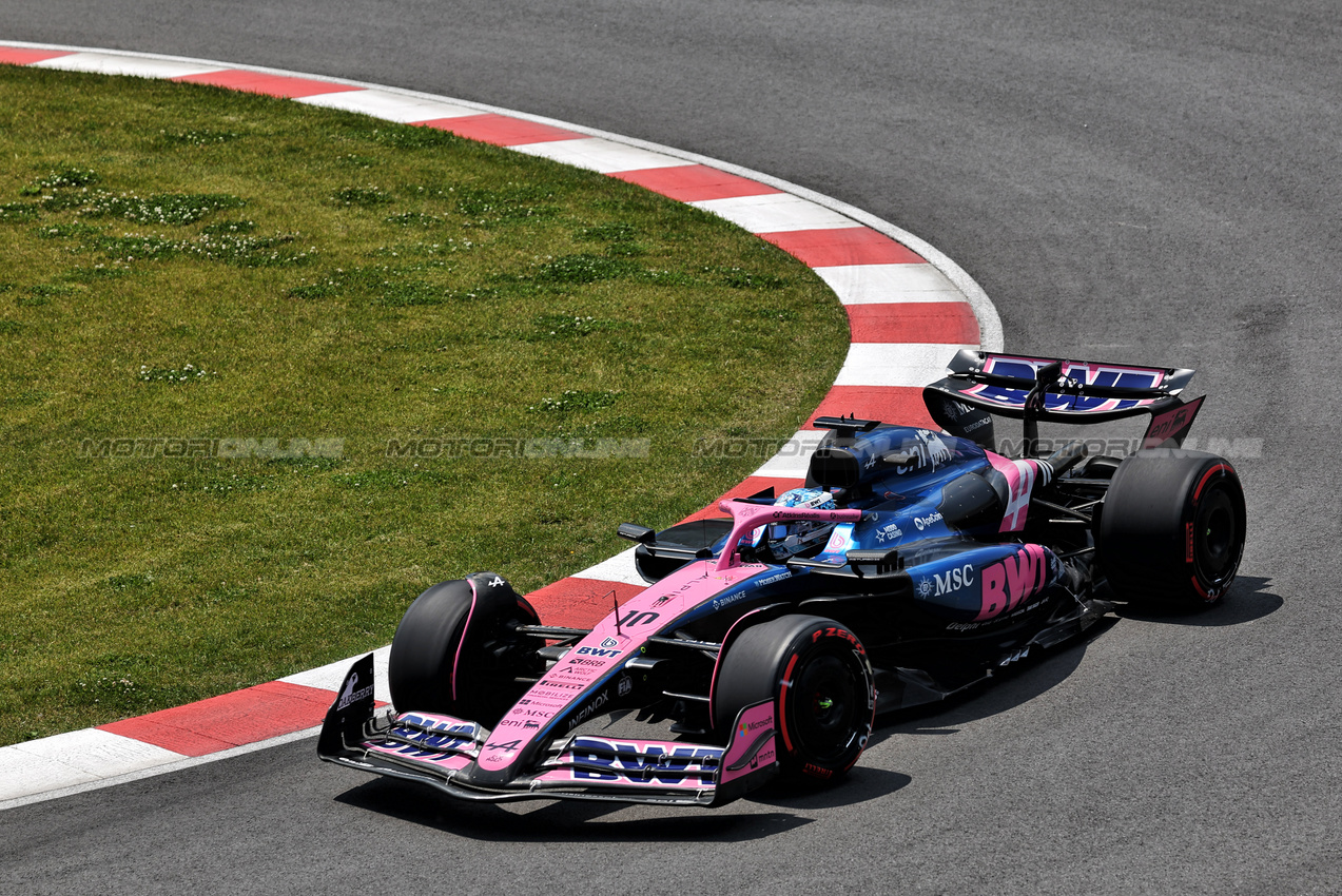 GP CANADA, Pierre Gasly (FRA) Alpine F1 Team A525.

13.06.2025. Formula 1 World Championship, Rd 10, Canadian Grand Prix, Montreal, Canada, Practice Day.

 - www.xpbimages.com, EMail: requests@xpbimages.com © Copyright: Rew / XPB Images