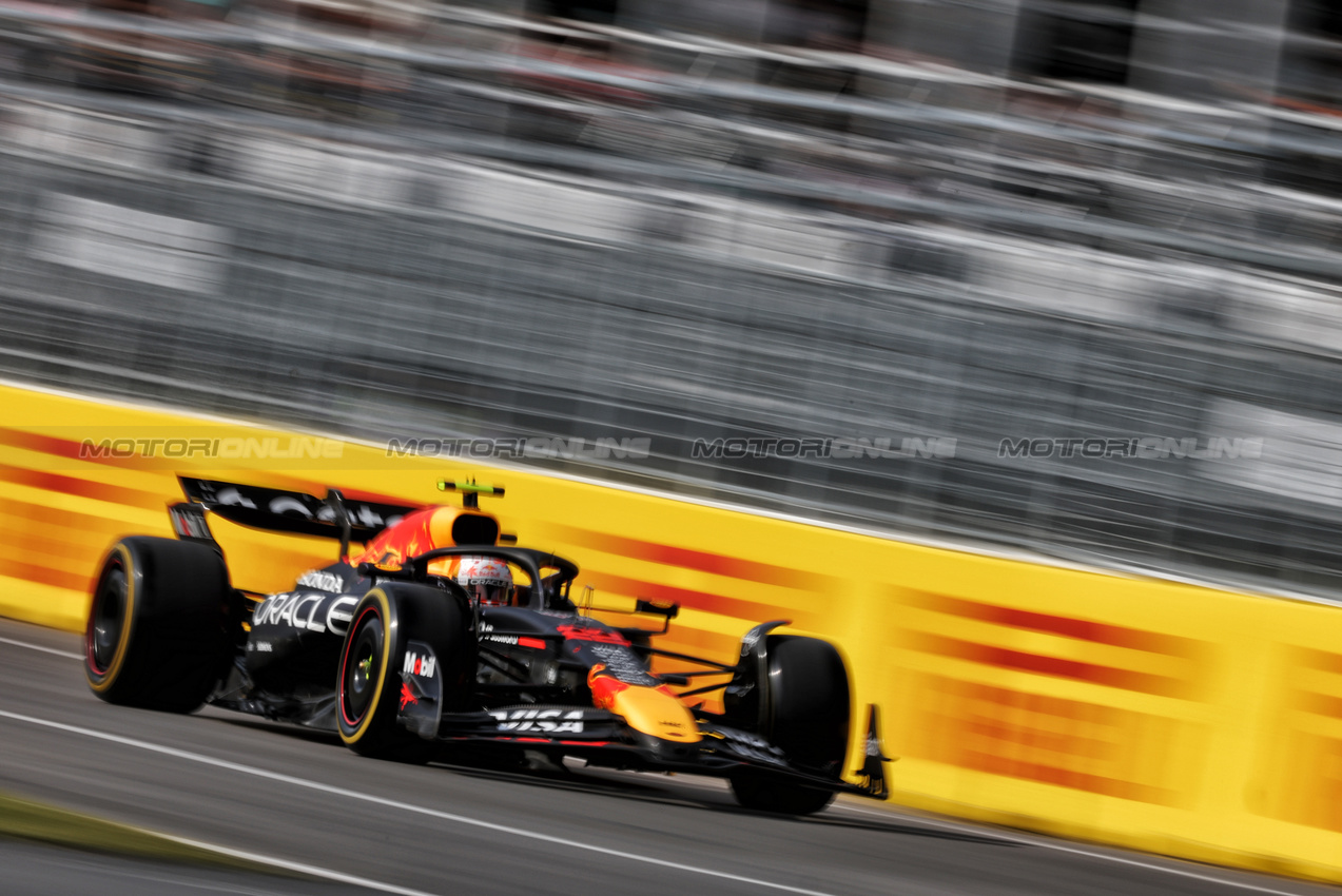 GP CANADA, Yuki Tsunoda (JPN) Red Bull Racing RB21.

13.06.2025. Formula 1 World Championship, Rd 10, Canadian Grand Prix, Montreal, Canada, Practice Day.

- www.xpbimages.com, EMail: requests@xpbimages.com © Copyright: Charniaux / XPB Images