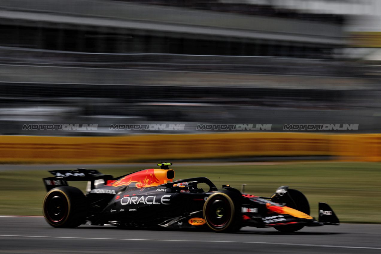 GP CANADA, Yuki Tsunoda (JPN) Red Bull Racing RB21.

13.06.2025. Formula 1 World Championship, Rd 10, Canadian Grand Prix, Montreal, Canada, Practice Day.

- www.xpbimages.com, EMail: requests@xpbimages.com © Copyright: Charniaux / XPB Images