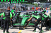 GP CANADA, Nico Hulkenberg (GER) Sauber C45 practices a pit stop.

13.06.2025. Formula 1 World Championship, Rd 10, Canadian Grand Prix, Montreal, Canada, Practice Day.

- www.xpbimages.com, EMail: requests@xpbimages.com © Copyright: Batchelor / XPB Images