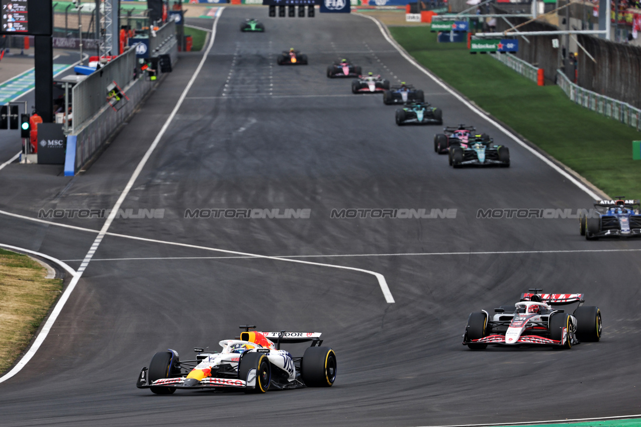 GP CINA, Isack Hadjar (FRA) Racing Bulls VCARB 02.

23.03.2025. Formula 1 World Championship, Rd 2, Chinese Grand Prix, Shanghai, China, Gara Day.

- www.xpbimages.com, EMail: requests@xpbimages.com © Copyright: Batchelor / XPB Images