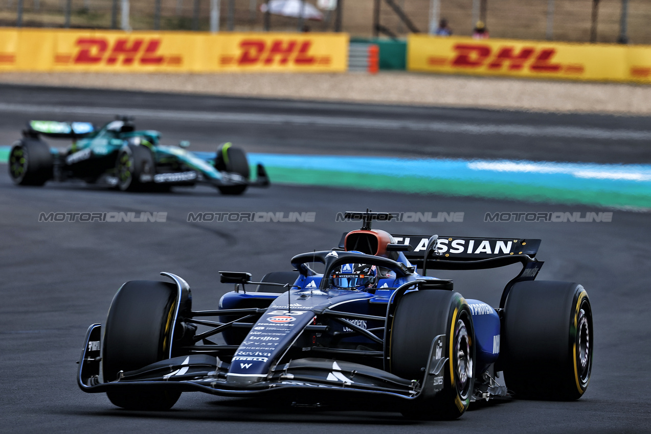 GP CINA, Alexander Albon (THA) Atlassian Williams Racing FW47.

23.03.2025. Formula 1 World Championship, Rd 2, Chinese Grand Prix, Shanghai, China, Gara Day.

- www.xpbimages.com, EMail: requests@xpbimages.com © Copyright: Batchelor / XPB Images